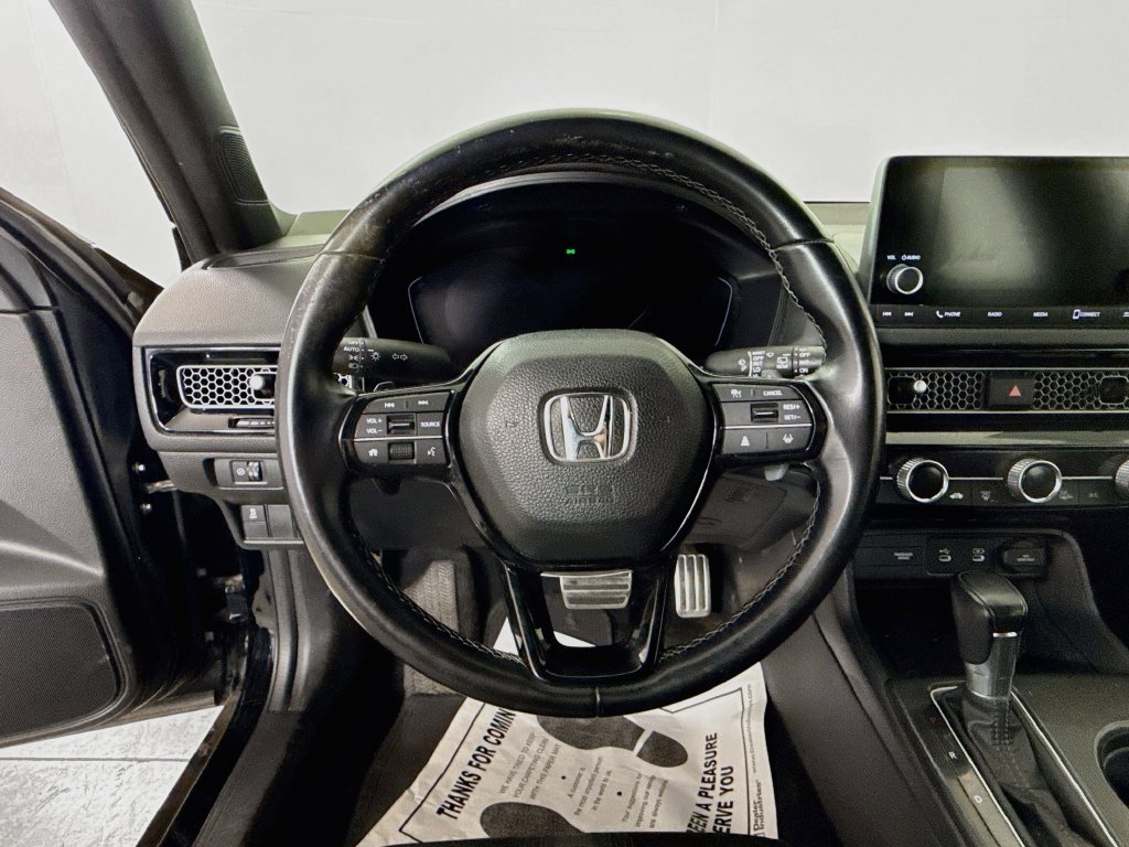 Used 2025 Honda Civic Sport image 12