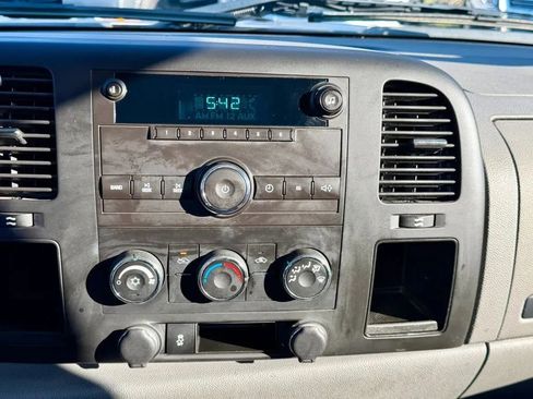 Used 2013 Chevrolet Silverado 1500 W/T w/ Snow Plow Prep Package image 16