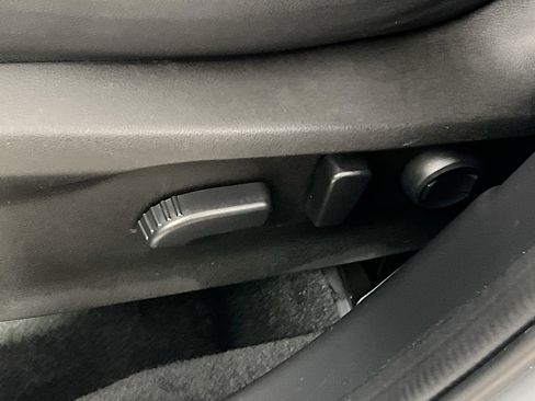 Used 2021 Subaru Forester Premium image 15