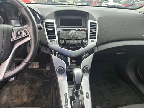 Used 2013 Chevrolet Cruze LT w/ All-Star Edition FWD image 7
