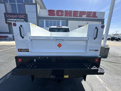 New 2025 GMC Sierra 2500 Pro w/ Convenience Package image 21