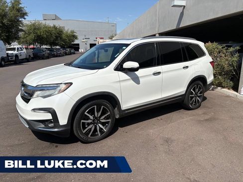 Used 2021 Honda Pilot Touring image 1