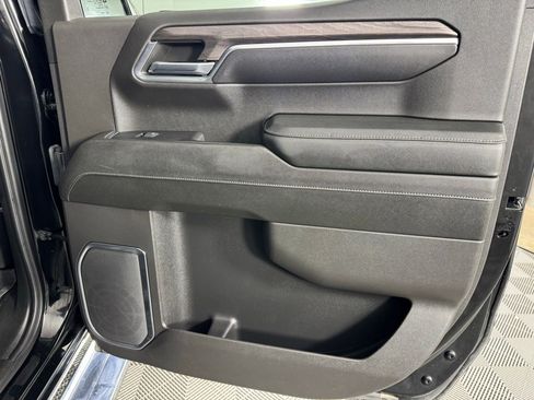 Used 2024 Chevrolet Silverado 1500 LTZ AWD/4WD image 28