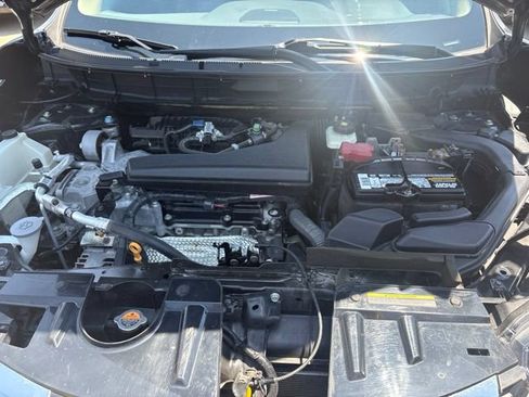 Used 2017 Nissan Rogue SL w/ SL Premium Package AWD/4WD image 10