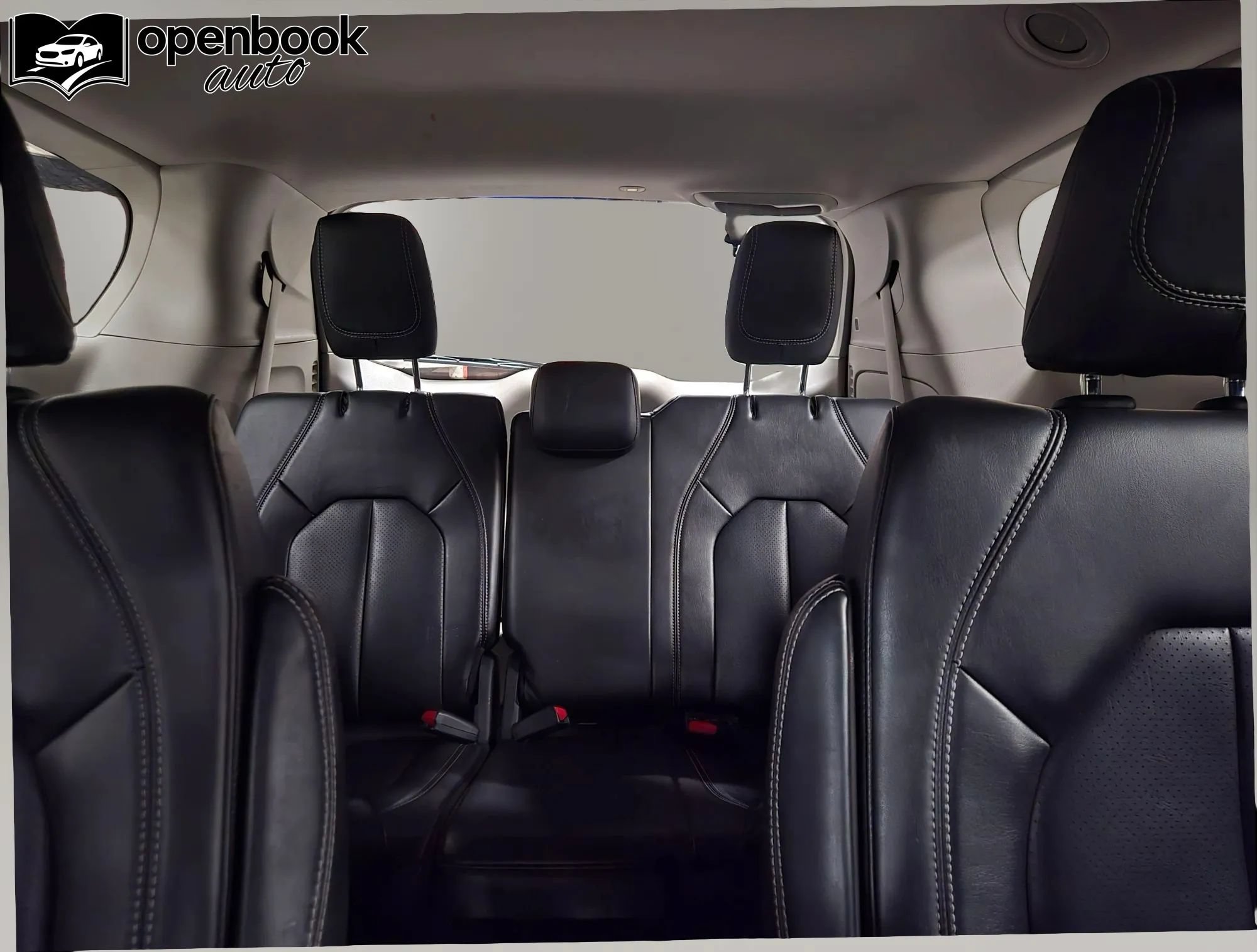 Used 2023 Chrysler Pacifica Touring-L FWD image 18