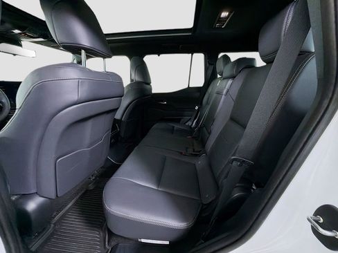 Used 2025 Lexus GX 550 w/ Cold Area Package image 25