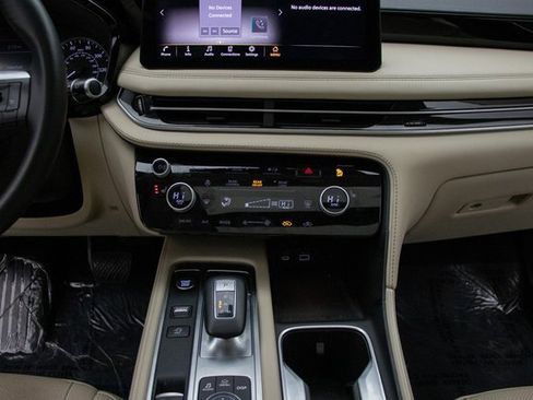 Used 2023 INFINITI QX60 Pure image 26