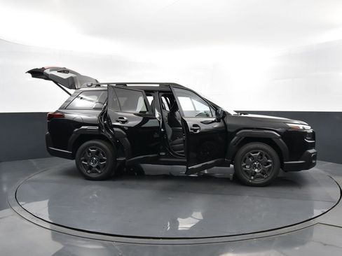 New 2026 Subaru Outback Premium image 18