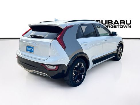 Used 2023 Kia Niro Wave FWD image 7