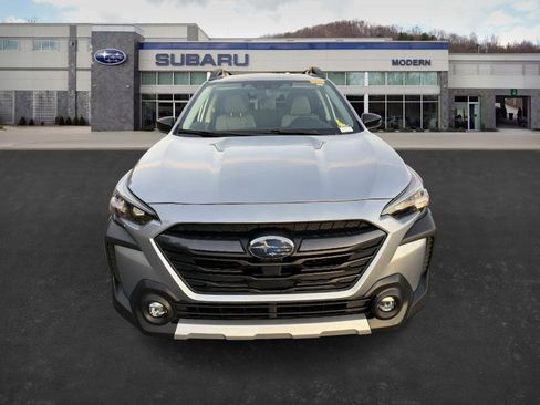 Used 2023 Subaru Outback Limited image 2
