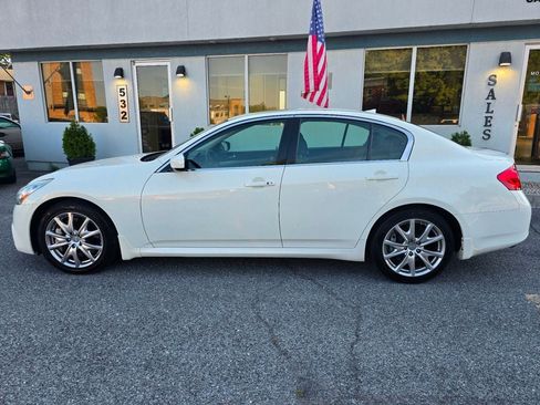Used 2013 INFINITI G37 Journey w/ Premium Pkg RWD image 7