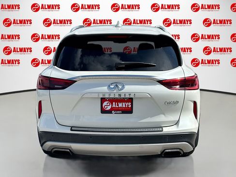 Used 2019 INFINITI QX50 Essential w/ Premium Heat Package FWD image 7