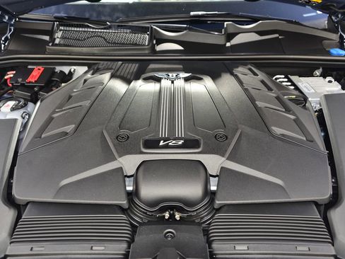 Used 2019 Bentley Bentayga AWD/4WD image 19