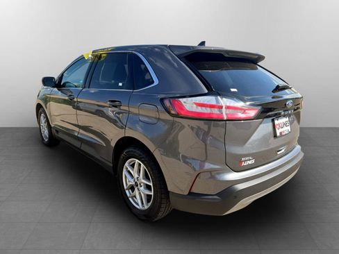 Used 2024 Ford Edge SEL AWD/4WD image 9