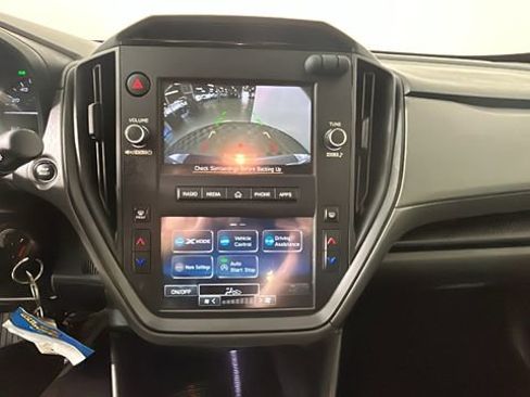 Used 2024 Subaru Crosstrek 2.0i AWD/4WD image 24