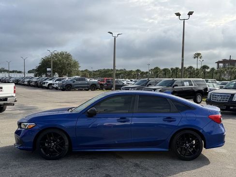 Used 2024 Honda Civic Sport image 8