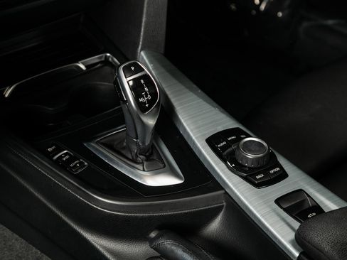 Used 2017 BMW 430i Convertible image 31