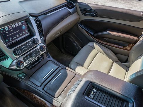 Used 2016 Chevrolet Tahoe LTZ image 28