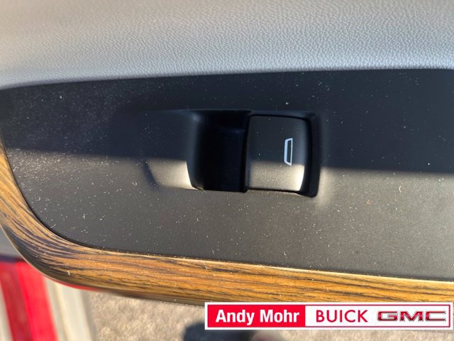 Used 2017 GMC Acadia Denali FWD image 44