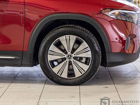 Used 2024 Mercedes-Benz EQB 250+ w/ Winter Package image 10