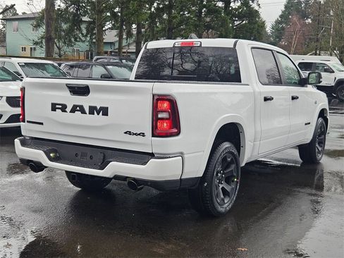 New 2026 RAM 1500 4x4 Crew Cab image 7