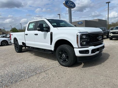 New 2026 Ford F350 XL image 2
