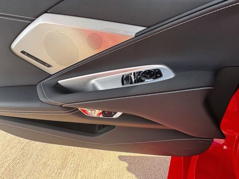 Used 2024 Chevrolet Corvette Stingray Preferred Cpe image 11