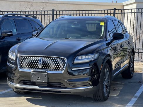 Certified 2022 Lincoln Nautilus Reserve w/ Equipment Group 201A image 24