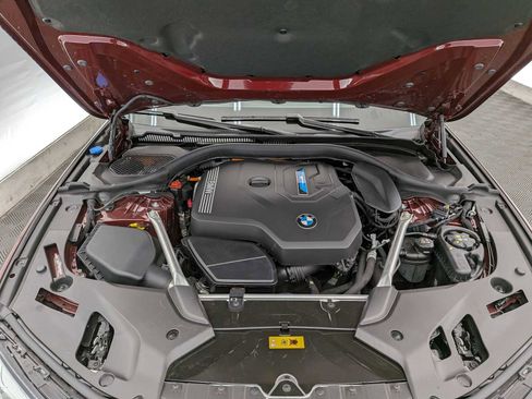 Used 2023 BMW 530e w/ M Sport Package image 14