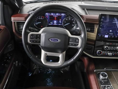 Used 2023 Ford Expedition Limited image 40