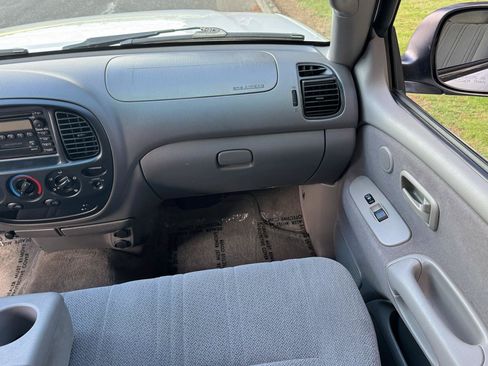 Used 2002 Toyota Tundra SR5 RWD image 18