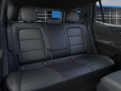 New 2026 Chevrolet Equinox LT w/ Convenience Package II image 17