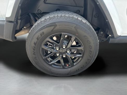 Used 2023 Jeep Wrangler Sport AWD/4WD image 37