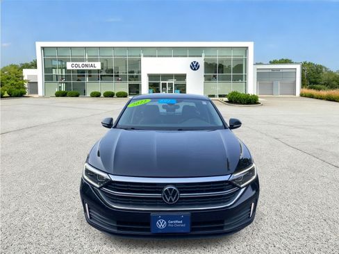 Certified 2022 Volkswagen Jetta SEL FWD image 8