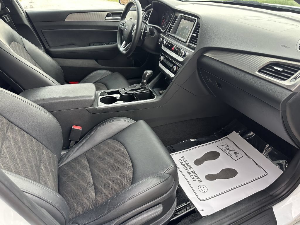 Used 2018 Hyundai Sonata Sport FWD image 11