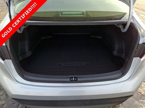 Certified 2025 Toyota Corolla LE image 29