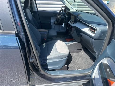 Used 2023 Ford Maverick XLT image 31
