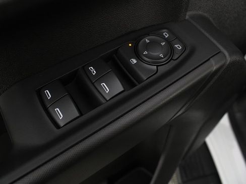 Used 2024 Chevrolet Silverado 1500 Custom image 14