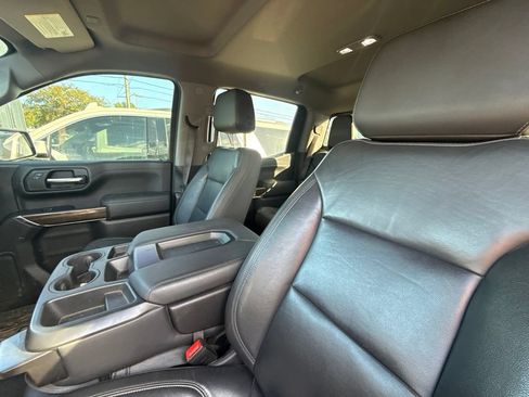 Used 2020 Chevrolet Silverado 1500 LT w/ Texas Edition AWD/4WD image 7