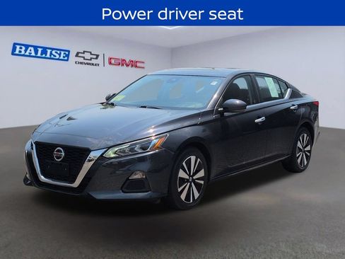 Used 2022 Nissan Altima 2.5 SV w/ SV Premium Package AWD/4WD image 8