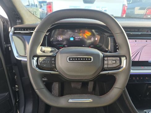 Used 2024 Jeep Wagoneer Launch Edition AWD/4WD image 5