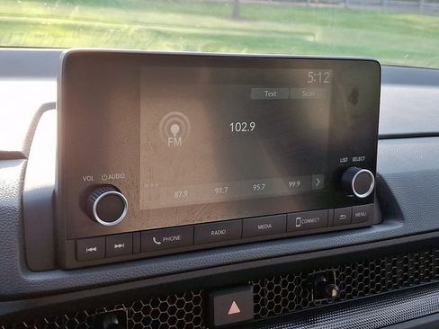 Used 2025 Honda CR-V EX image 17