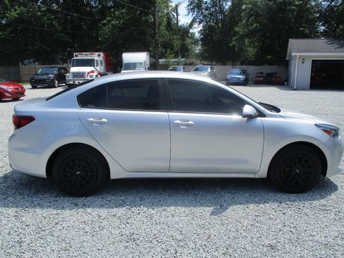 Used 2019 Kia Rio S image 6