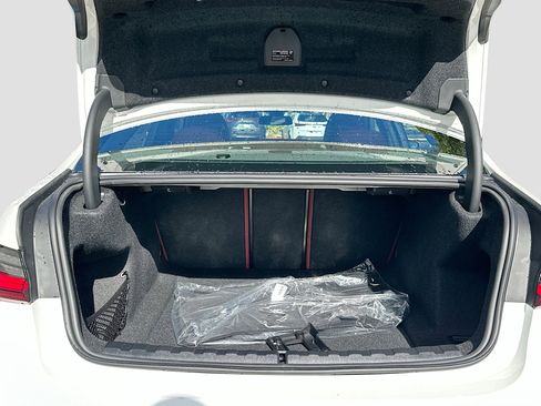 New 2026 BMW 330i Sedan w/ M Sport Package image 21