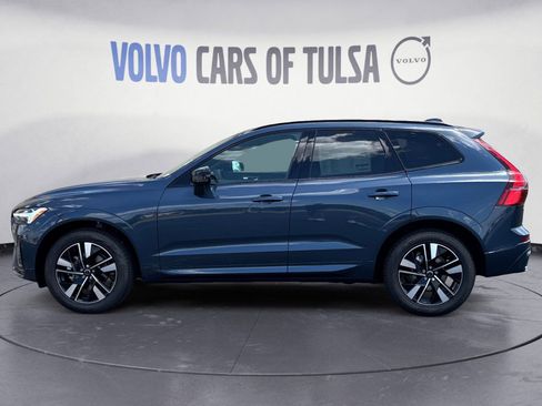 New 2026 Volvo XC60 B5 Core w/ Protection Package Premier image 2