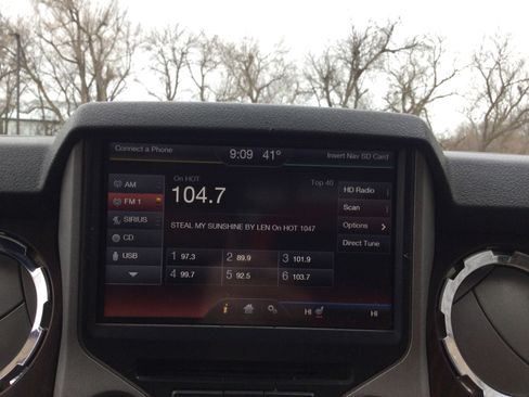 Used 2015 Ford F350 Lariat w/ Chrome Package image 12