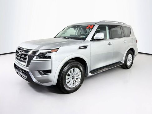 Used 2024 Nissan Armada SV AWD/4WD image 7