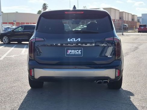 Used 2025 Kia Telluride SX w/ SX Captain's Chair Package AWD/4WD image 6