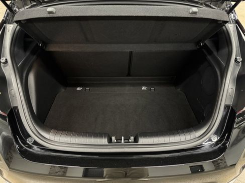 Used 2019 Hyundai Veloster Turbo image 13