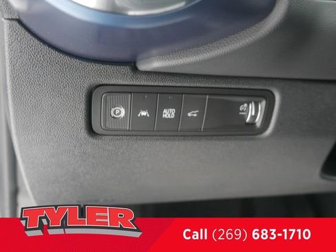 New 2026 Chevrolet Equinox EV LT image 26